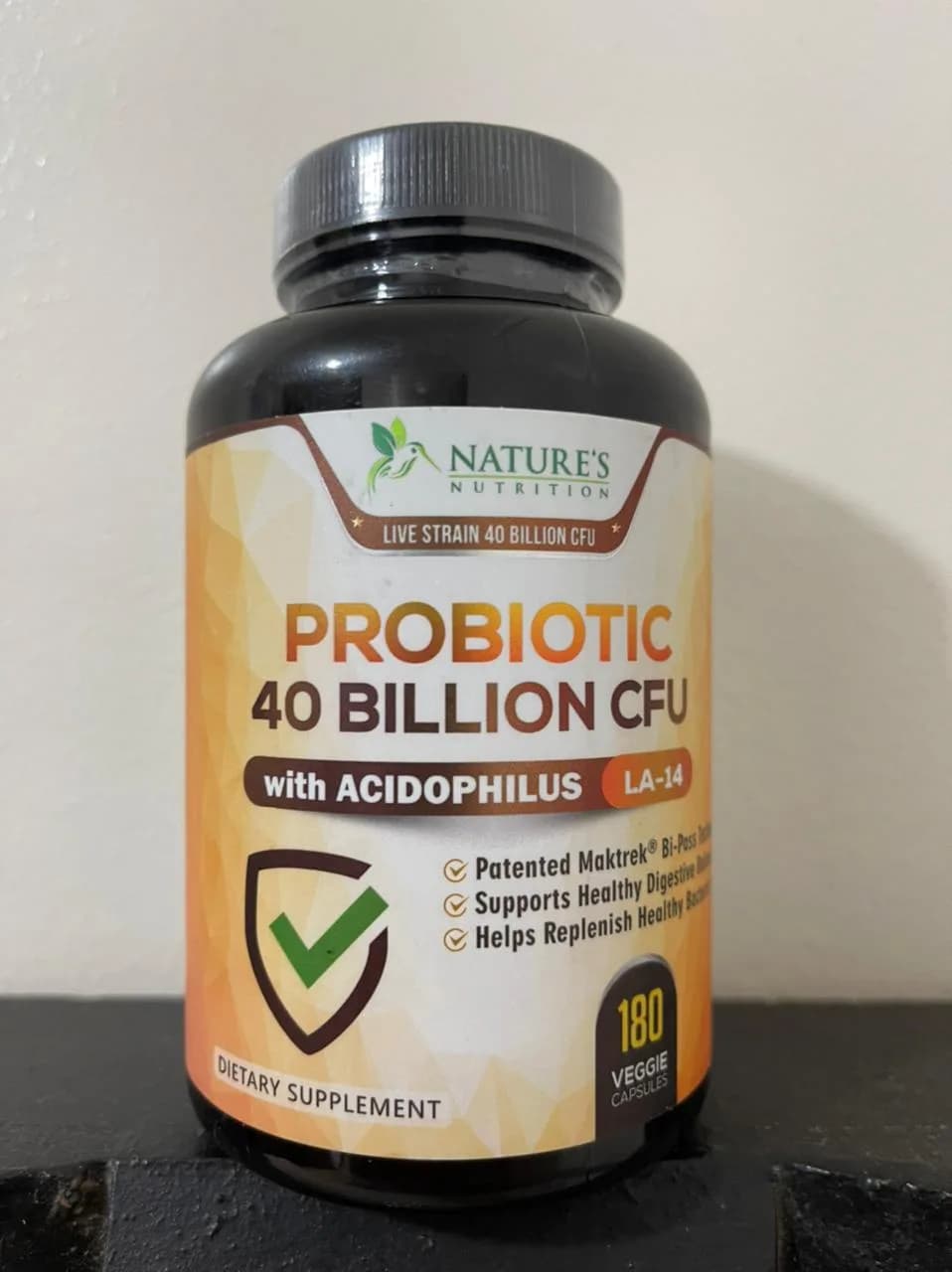 Nature's Nutrition Probiotic 40 Billion CFU - 15x More Effective with Targeted Release Lactobacillus Acidophilus - 180 Capsules ناتشرالز نيتريشن بروبيوتيك 40 مليار وحدة دولية لصحة الجهاز الهضمى والجهاز المناعى 180 كبسولة